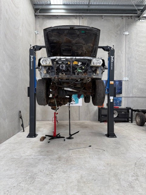 DIY 4x4 Accessory Fitting: What You Can Do Yourself (and When to Call the Pros)